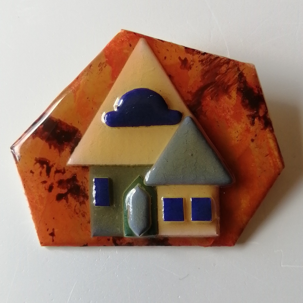 Lucinda Vintage Handcrafted Resin Coating Collectible House Pin (#3)
